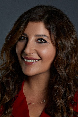 Şebnem Bozoklu portrait