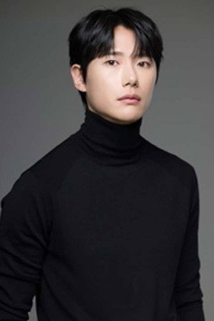 Shin Jeong-u portrait