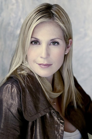 Kelly Rutherford portrait
