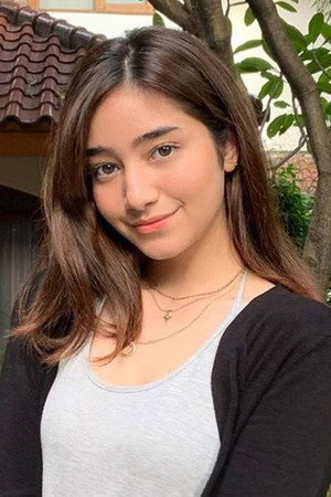 Dannia Salsabila portrait