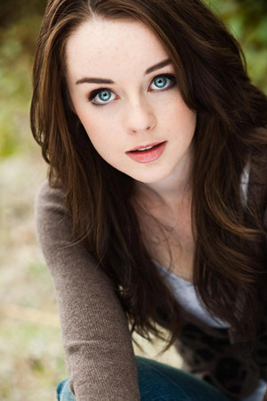 Kacey Rohl portrait
