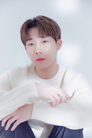 Kim Sung-kyu portrait