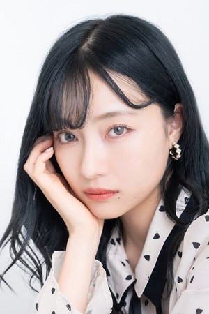 Murase Sae portrait