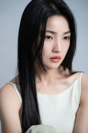 Chun Young-min portrait