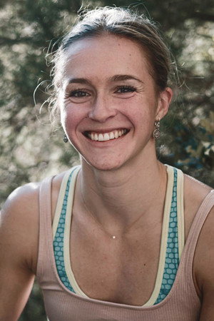 Julia Chanourdie portrait