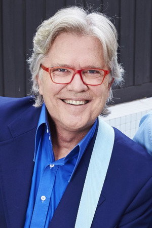 Mark Holden portrait