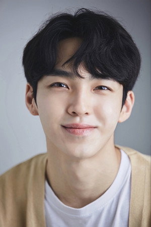 Shin Gi-seong portrait