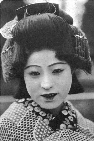 Teruko Makino portrait
