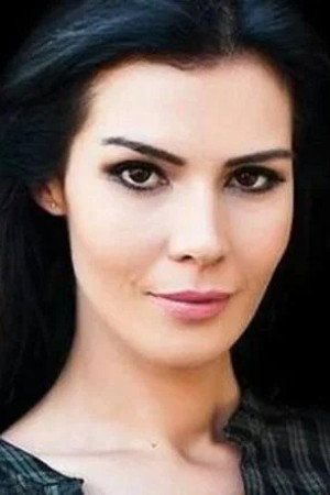 Hatice Şendil portrait