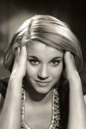 Julia Lockwood portrait