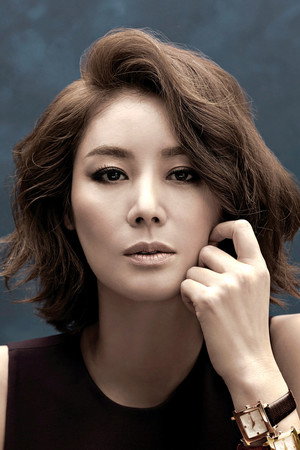 Kim Sung-ryung portrait