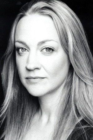 Niki Felstead portrait