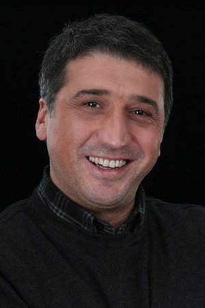 Cem Davran portrait