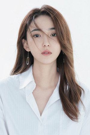 Ai Xiaoqi portrait
