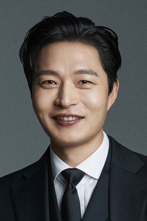 Lee Sung-woo portrait