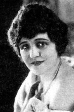 Lila Leslie portrait