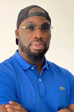 Fif Tobossi portrait