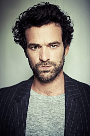 Romain Duris portrait