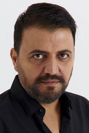 Şinasi Yurtsever portrait