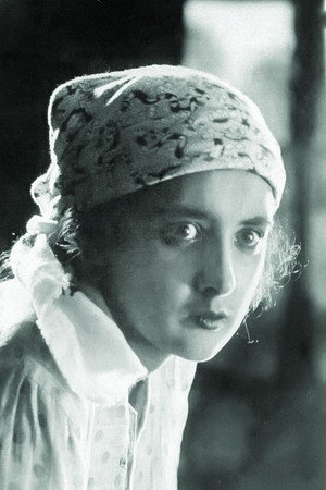 Tsetsilia Tsutsunava portrait