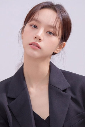Lee Hye-ri portrait