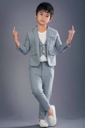 Huy Khang portrait