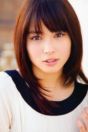 Alice Hirose portrait