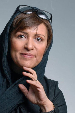 Roya Taymourian portrait