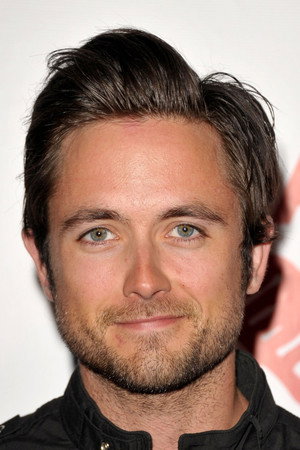 Justin Chatwin portrait