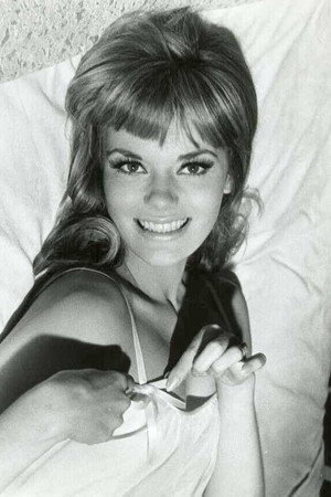 Nina Wayne portrait