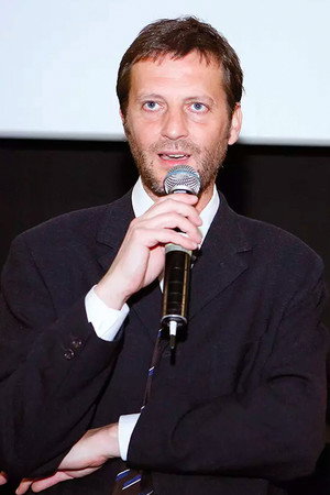 Daniel Castro portrait