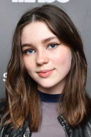Alexa Swinton portrait