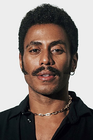 Ícaro Silva portrait