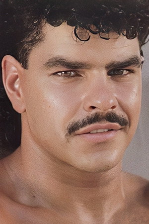 Studs Toro portrait