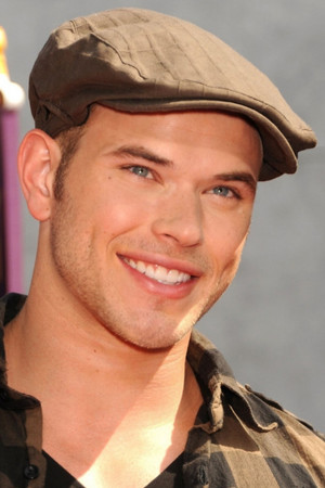 Kellan Lutz portrait