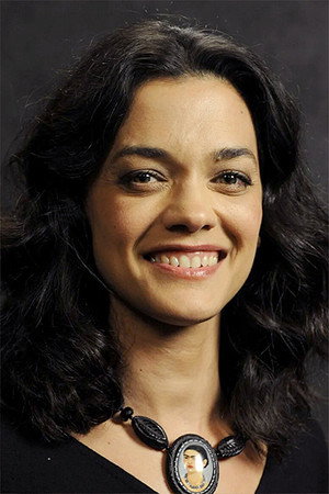 Ana Cecília Costa portrait
