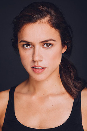Nina Kiri portrait