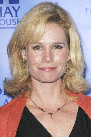 Shannon Sturges portrait