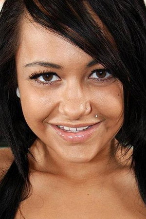 Miya Monroe portrait