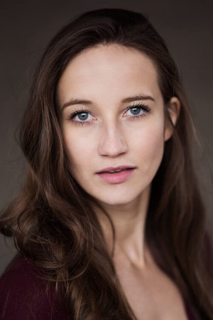 India Shaw-Smith portrait