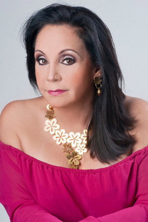 Flor Núñez portrait