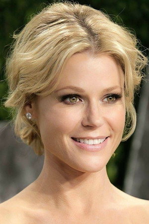 Julie Bowen portrait