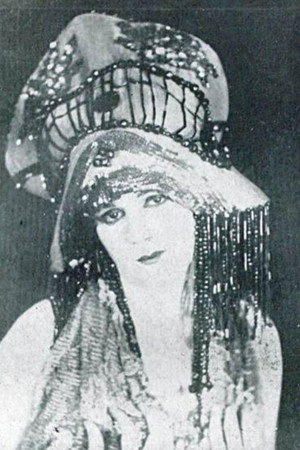 Laura Munken portrait