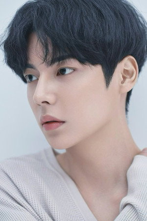 Lee Sae-on portrait