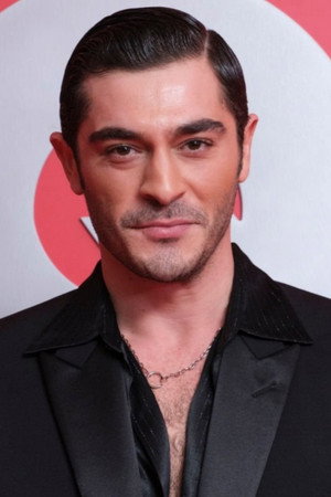 Burak Deniz portrait