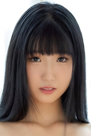 Kanna Natsumi portrait