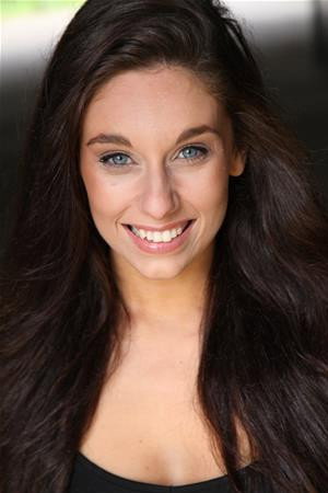 Amy Di Bartolomeo portrait