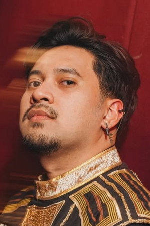 Bima Zeno portrait