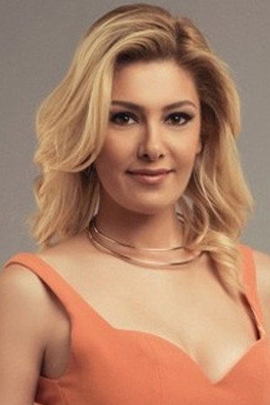 Burcu Binici portrait
