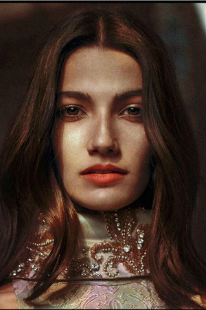 Tara Emad portrait